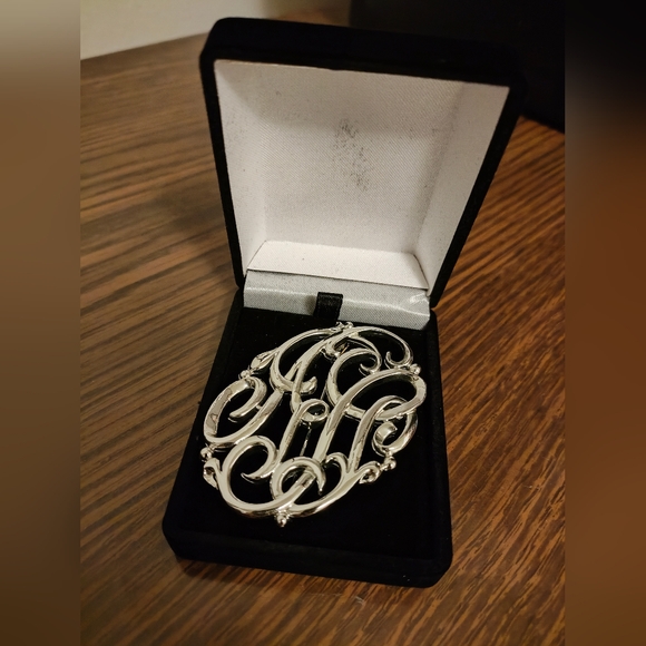 Vintage Filigree Brooch - Picture 1 of 3